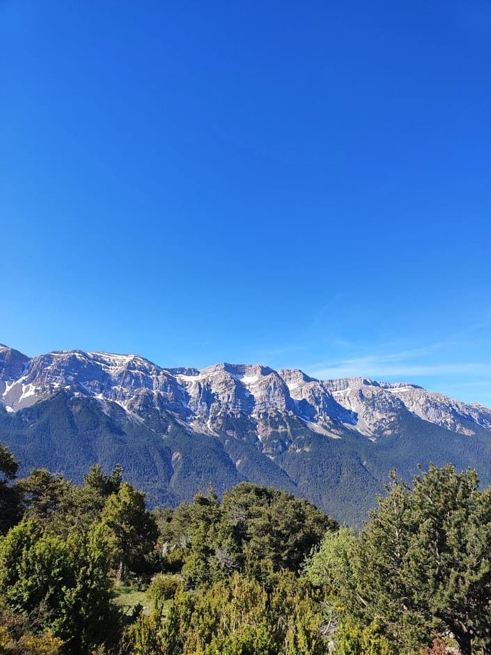 Rundroute mit Panoramablicken auf das Massiv Cadí